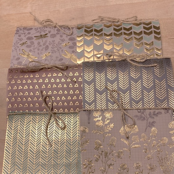 Set of 6 Handmade Blank Cards with Envelopes. - Picture 3 of 4